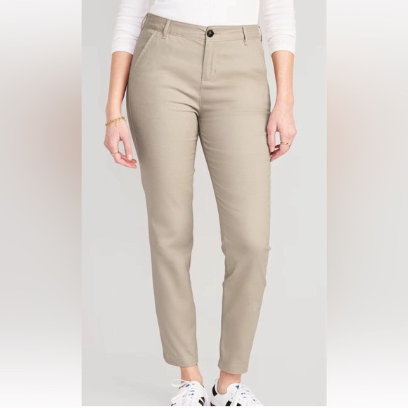 NWT Old Navy Khaki Chino High Waisted slim Skinny Pants Women’s Size 14 Plus - Picture 1 of 12